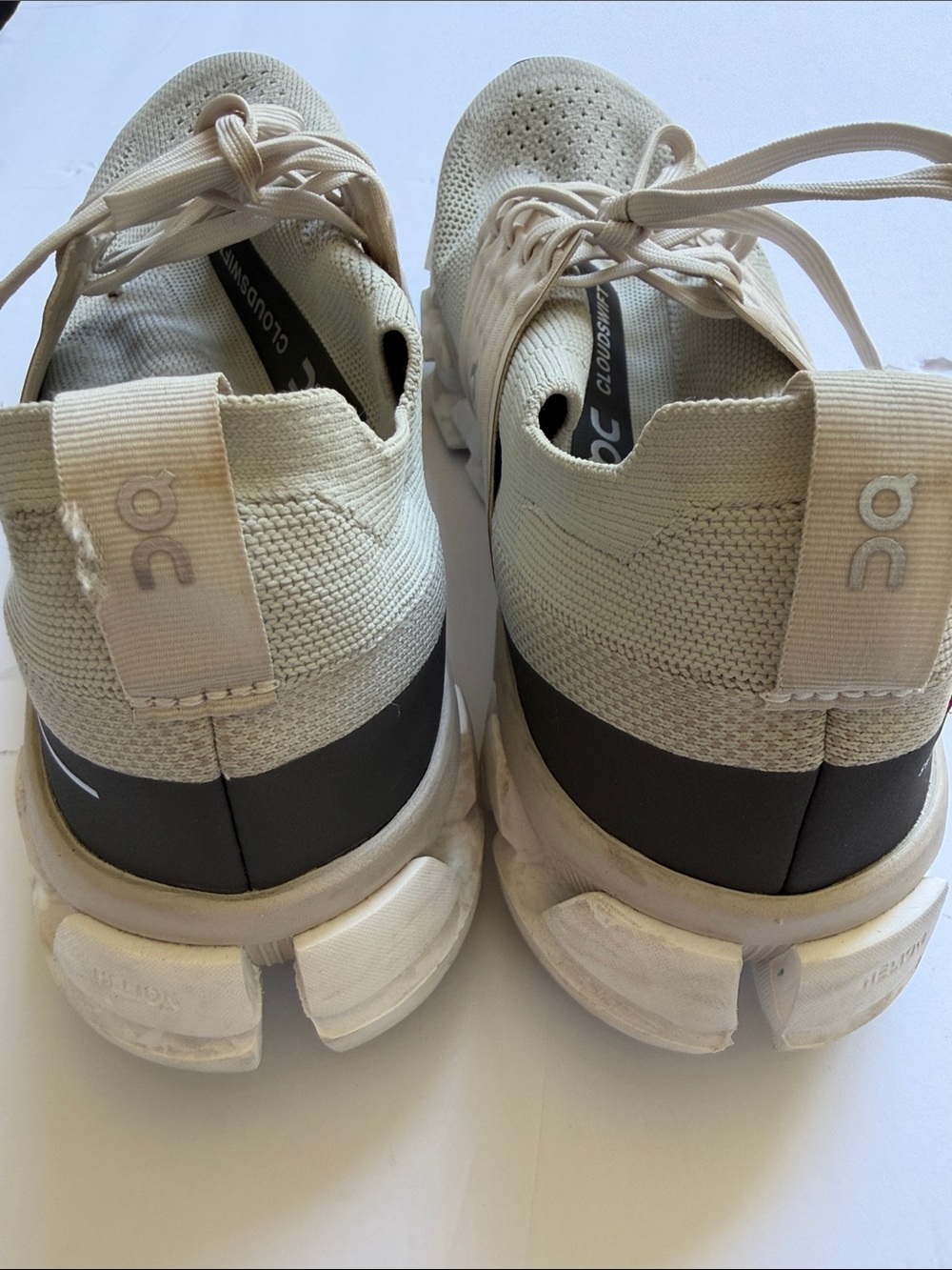 ON Cloudswift Gray Sneakers Mens Size 9 - Picture 3 of 9